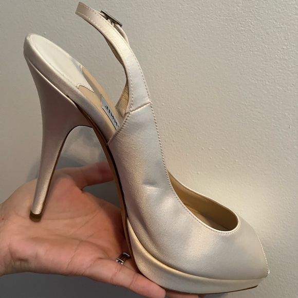 Ivory satin Jimmy Choo Clue peep toe sling back. Size 38. - Picture 1 of 5